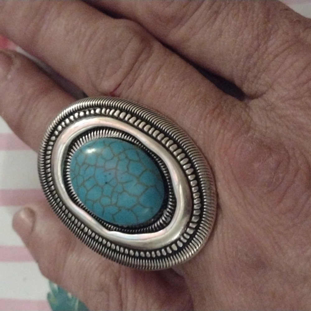 Awesome real stone ring 2ith stretch ability!